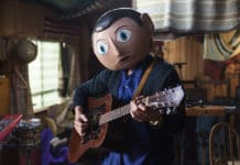 Frank: příjemně bizarní podívaná, nejen na Fassbenderovu papírovou hlavu