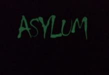 Asylum: kdo je tady blázen?