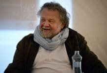 „Nemůžeš mít obavy ze smrti, když seš v tomhle konfliktu. Musíš doufat, že přežiješ…“ říká fotograf Antonín Kratochvíl