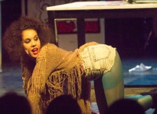 Muzikál Rent přináší jasné poselství: Miluj, žij a plať. To hlavně.