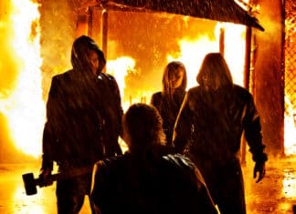 Film Suburra nabízí velké množství hloupých a agresivních lidí pohromadě