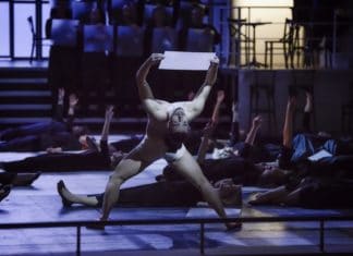 Gilgameš a Dido na výletní lodi propluli operou