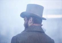 Pýcha a předsudek aneb Láska voní po hnijícím mase