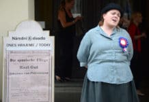 Fotoreport: Zábor aneb Němci do Stavovského divadla nepatří!