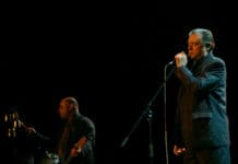 Blixa Bargeld a Teho Teardo: jak zněla ta nejkrásnější barva?