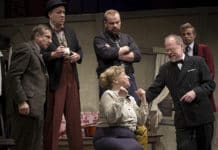 Recenze: Bytná na zabití je svérázná a se šmejdy si poradí