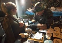 TATTOO SILESIA 2016 OPAVA: Krásné ženy, bolest a umění v barokním kostele