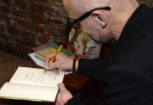 Severský pozdrav Larse Saabyeho Christensena a Katariny Bivald