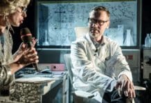 RECENZE: Není radno dotýkat se vesmíru