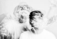 Recenze: STOP PLAY – rap, který pochopíte, až budete staří