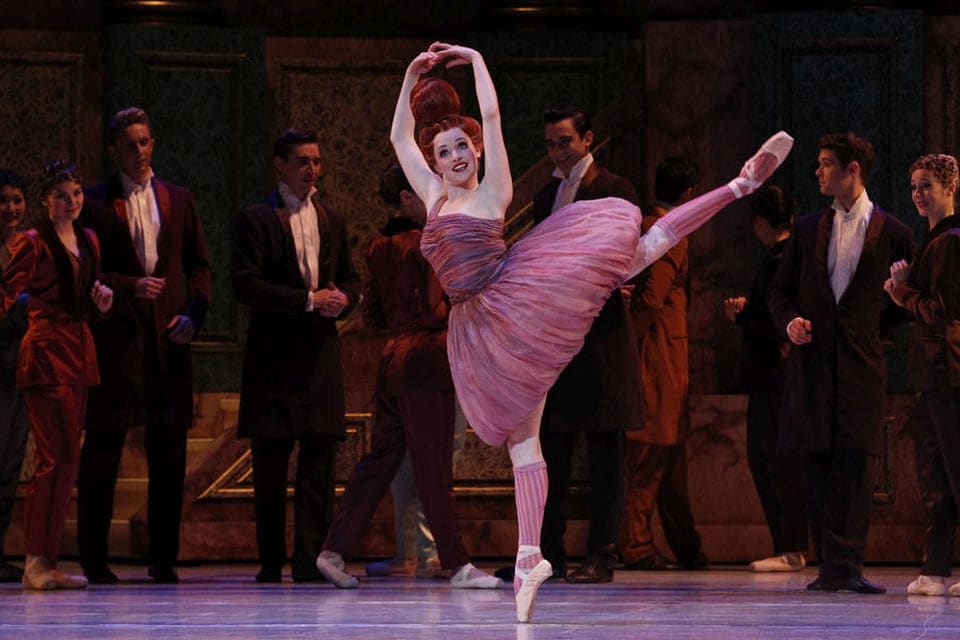 cinderella-dr_0006_layer-9