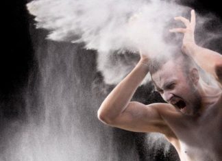 Peer Gynt: do postele s trollkou, na cigáro se smrtí