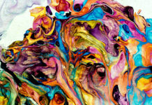 FOTOREPORT: Výstava Krev a akryl Ondřeje „Ondrashe“ Konupčíka a Radima Kašpárka aneb Z kůže na plátno a z plátna na kůži