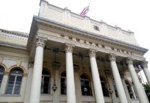 Nottingham: britské město Jakea Bugga, krásné architektury a rozličné kultury