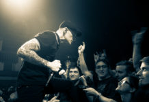 FOTOREPORT: Dropkick Murphys v Praze nekecali a hráli