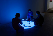 Výstava The Reunion of Poetry and Philosophy aneb Záhadná temnota v Domě U Kamenného zvonu