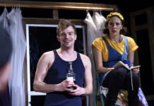 Slepá láska v Divadle U Valšů. Komedie, která mrazí