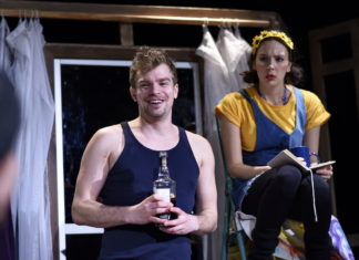 Slepá láska v Divadle U Valšů. Komedie, která mrazí