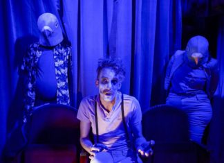 Takže poslední důvod, proč se nezabít, je…?