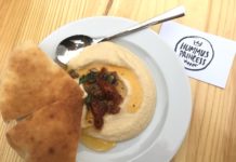 Foodparade 2018: burgery a Asie spolu bojují o titul krále street foodu