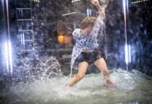 Recenze představení Nesnesitelná tekutost bytí: originální nápad, ale nedotažený konec