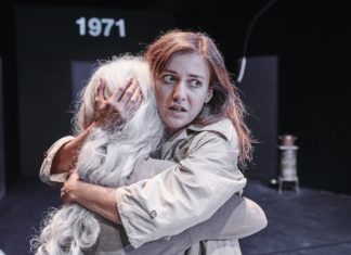 Žítkovské bohyně v Divadle pod Palmovkou rozplétají podivný příběh Dory Idesové