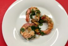 Rum na talíři. Oblíbený třtinový nektar trochu jinak