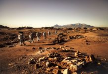 Film Mars (2018). Cesta do Absurdistánu