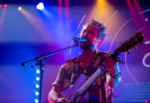 Jeremy Loops přivezl do Lucerna Music Baru africké slunce