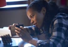 Film Úniková hra (2019): Svižný horor těžící z dlouhodobého trendu