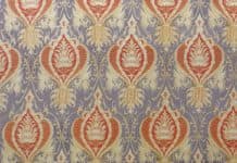 Šílený hedvábník i prodloužená Podolská. Módní jaro v Uměleckoprůmyslovém museu