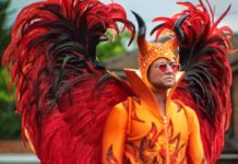 Film Rocketman (2019): Někde mezi Bohemian Rhapsody a Mamma Mia!