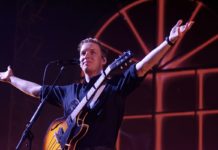 George Ezra na vlnách éterična, tance a radosti ze života