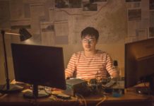 Film Trhlina (2019). Poďme sa báť