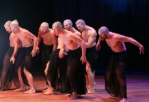 Láska ke třem pomerančům: bláznivá opera s bláznivou výpravou