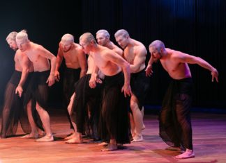 Láska ke třem pomerančům: bláznivá opera s bláznivou výpravou