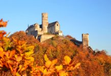 České hrady a zámky: nejkrásnější sídla v českých krajích