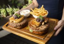 Exkluzivní nabídka v Be Bop baru: ledová káva, prémiový burger i nejdražší drink v Praze