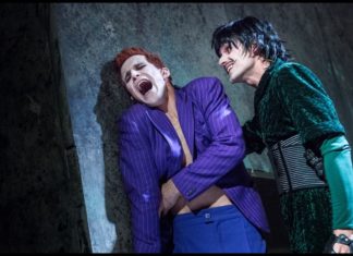 Lazarus: rozostřený příběh vyvažují mocné hlasy Lazarus v Městských divadlech pražských