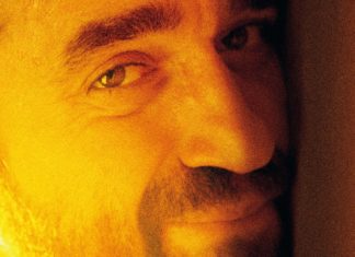 Film Budiž světlo (2019): Čistokrevná festivalová klasika z filmu Budiž světo