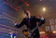 Koncert Royal Republic – V Lucerně se uskutečnilo nevídané vystoupení, vzduchem létaly boty