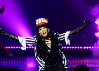 Czech Cabaret Show: krásné dámy, péřové vějíře a spousta třpytek