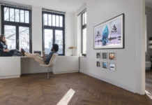 Nová televize od Samsungu se umí proměnit v obraz, nabízí přístup k 1 200 uměleckým dílům z 25 světových galerií
