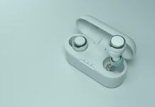 Dopřejte si volnost bez drátů sluchátka Panasonic