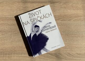 Život na špičkách: rozhovor s primabalerínou Dariou Klimentovou, který vydal na knihu kniha Život na špičkách