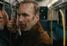 Film Nobody (2021): Renesance ryzího akčního žánru Film Nobody