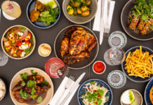 KRO Bistro & Bar: karlínský nováček láká na grilované kuře i čepované Negroni KRO Bistro & Bar