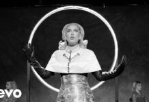 Deset lednových videoklipů, které nás v roce 2022 zaujaly