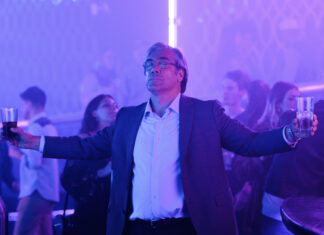 Dobrý šéf (2022) hraje na mrazivou realitu, humoru ale příliš nemá