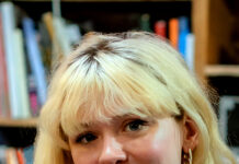 Vycházející hvězda britského popu: Maisie Peters Maisie Peters @ Fingerprints Music / Wikimedia (CC BY 2.0)